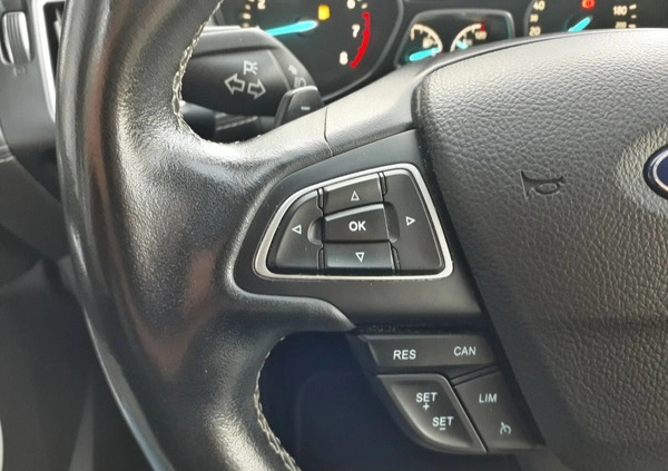 Ford Kuga cena 99900 przebieg: 86946, rok produkcji 2018 z Poznań małe 466
